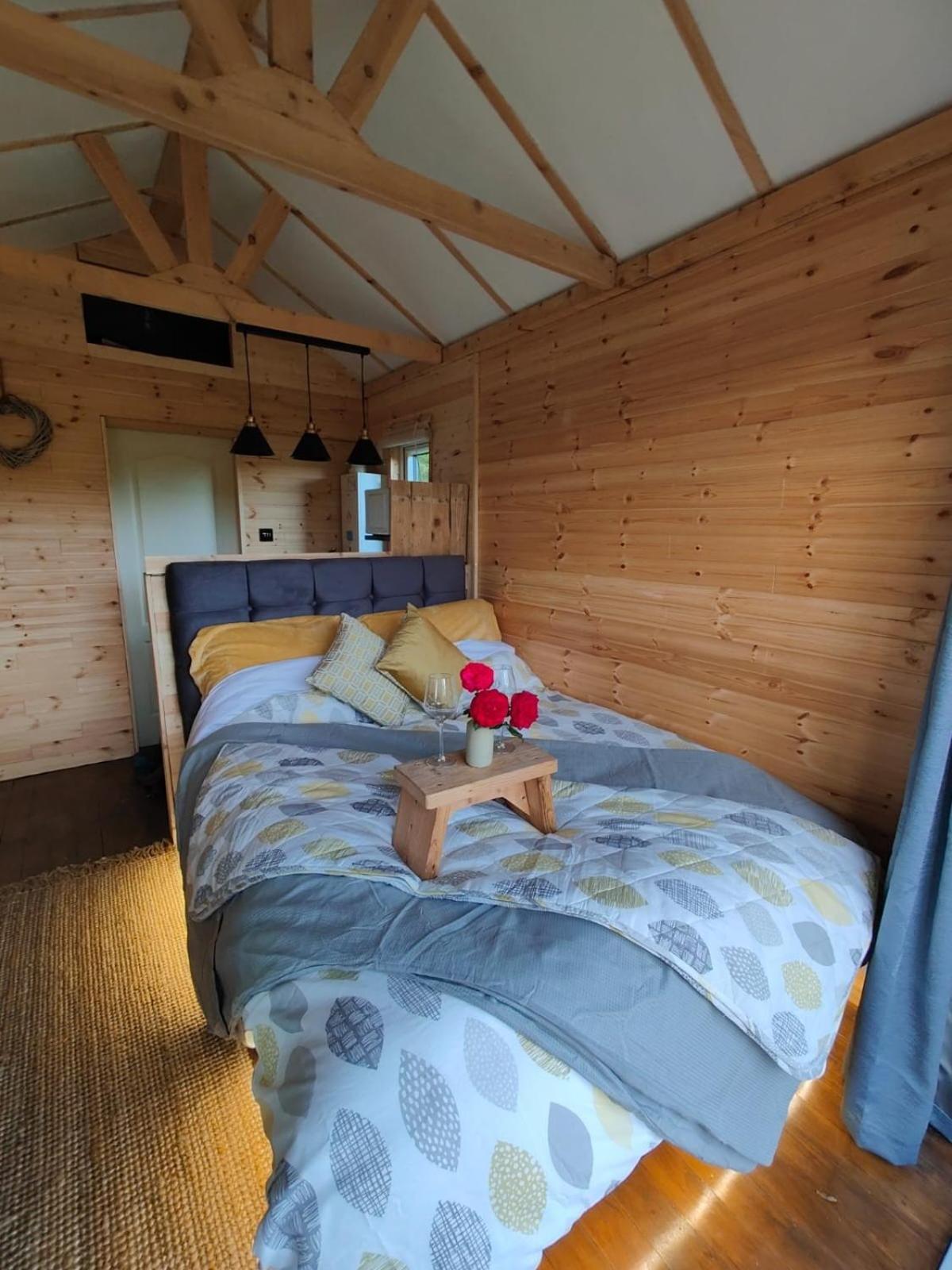 Riverside Cabin Limerick Junction 외부 사진