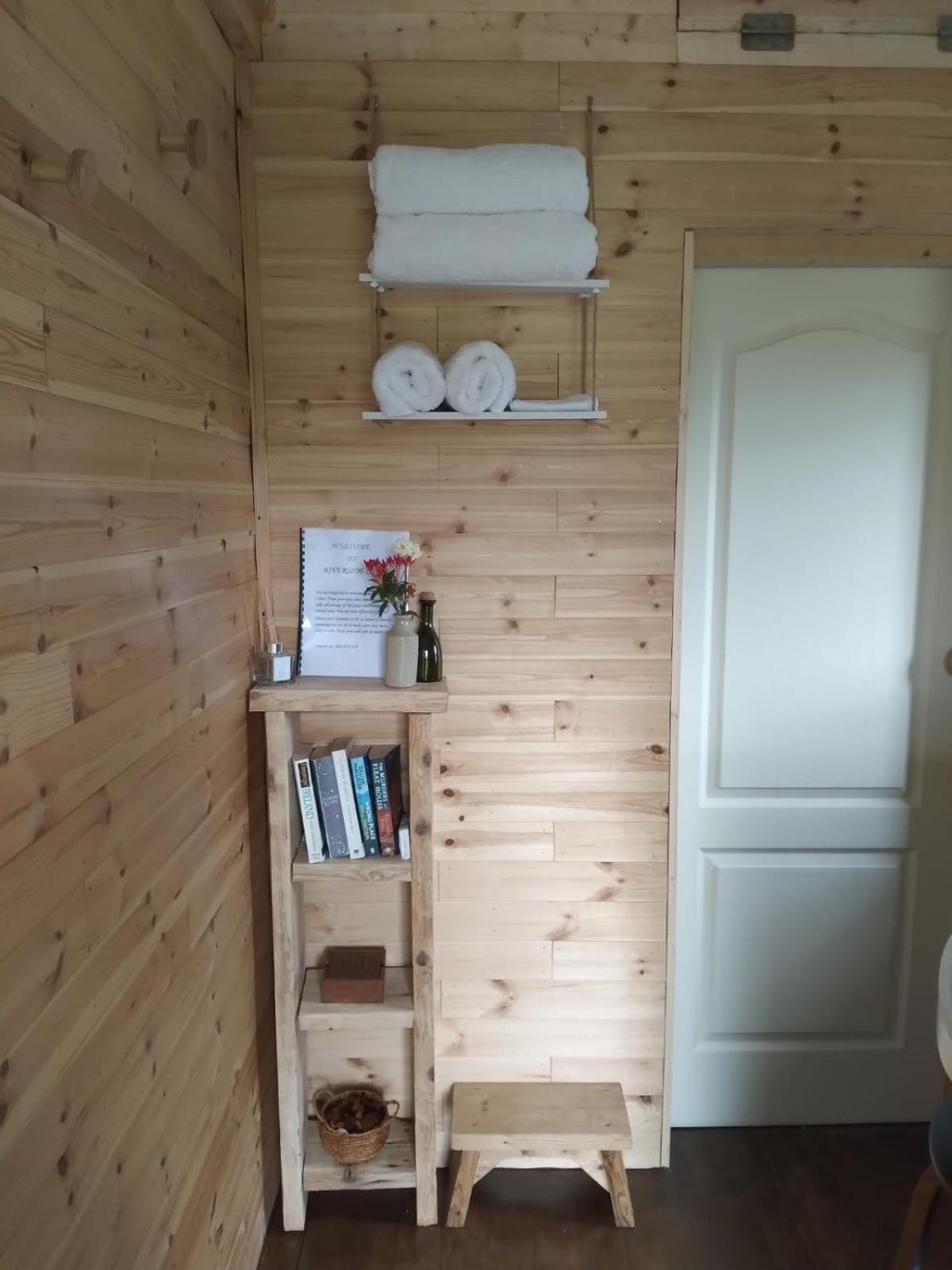 Riverside Cabin Limerick Junction 외부 사진